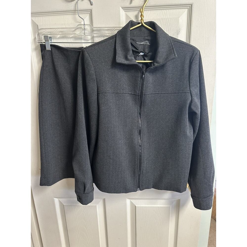 Decade Designs Sz 6 Med Black 2 Piece Skirt Suit Women Stylish USA Zip 90s Y2k